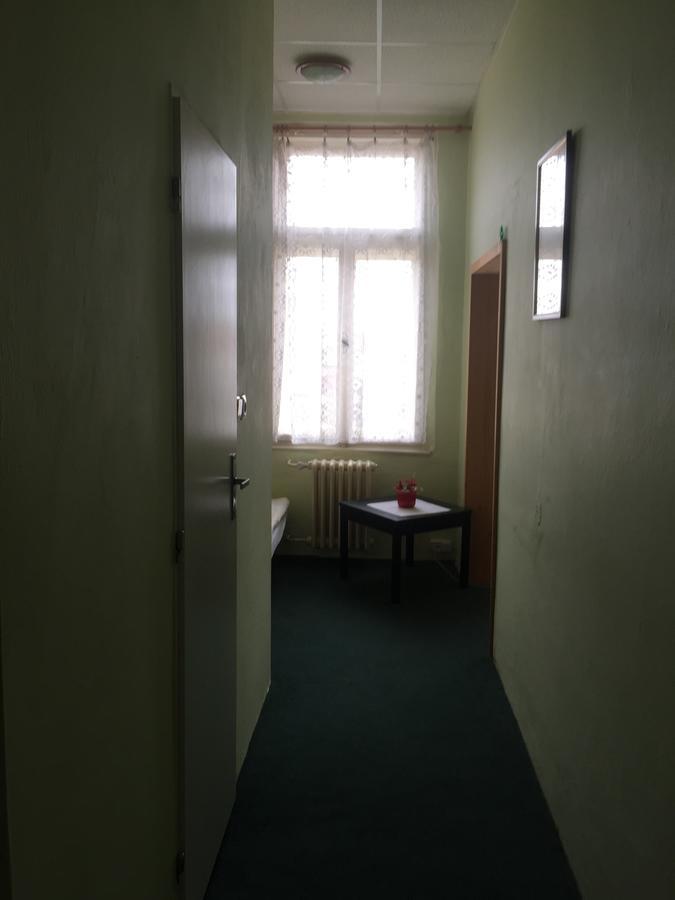 Hotel Dvorak Chrast Экстерьер фото